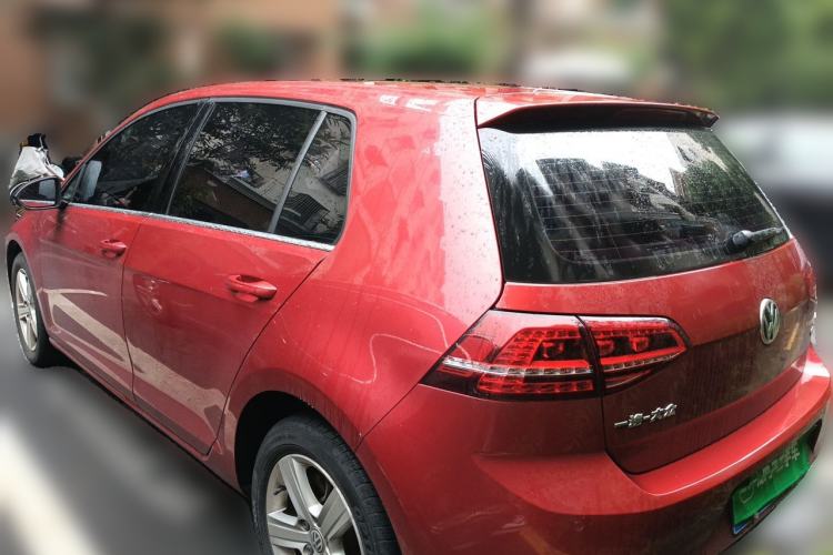 Used Volkswagen Golf 2017 1.6L Automatic Comfort Million-Vehicle Anniversary Edition Rear Left 45 Deg