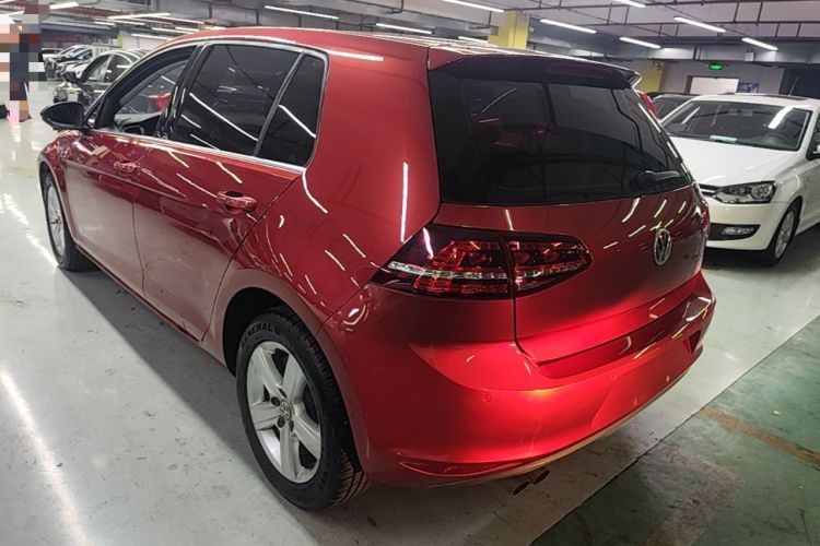 Used Volkswagen Golf 2017 230TSI Automatic Comfort Edition – Celebrating Milestone of One Million Units Rear Left 45 Deg