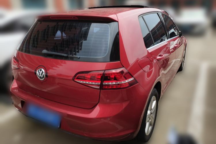 Used Volkswagen Golf 2017 230TSI Automatic Comfort Edition – Celebrating Milestone of One Million Units Rear Right 45 Deg