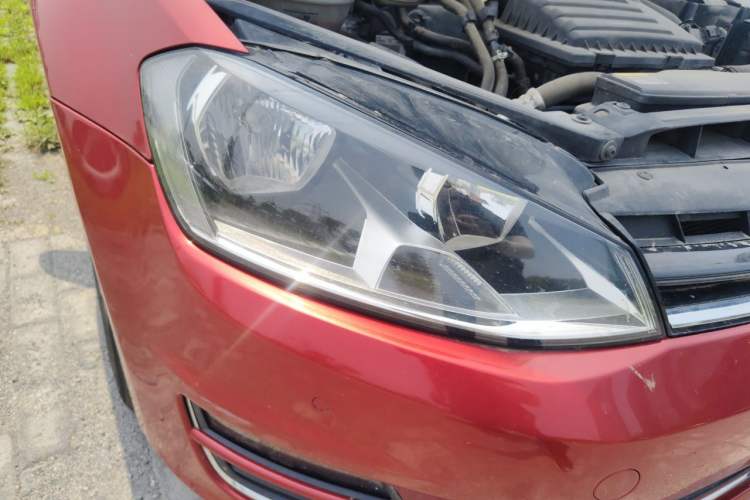 Used Volkswagen Golf 2017 230TSI Automatic Luxury Million-Vehicle Commemorative Edition Right Front Headlight