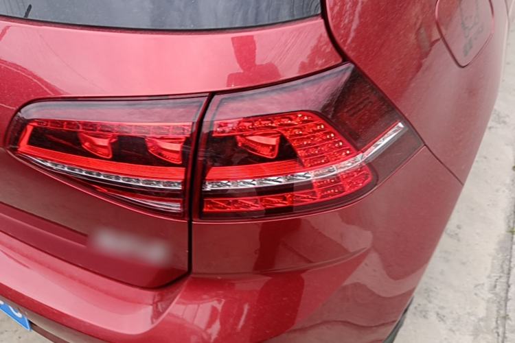 Used Volkswagen Golf 2017 230TSI Automatic Comfort Edition – Celebrating Milestone of One Million Units Right Rear Taillight