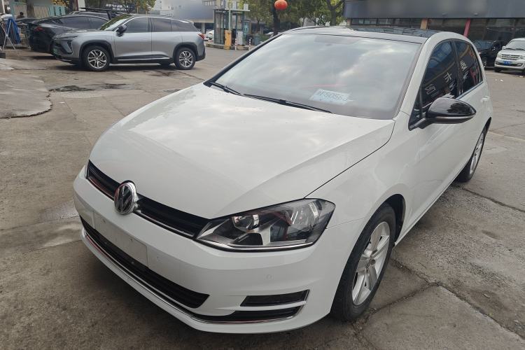 Used Volkswagen Golf 2017 230TSI Automatic Comfort Edition – Celebrating Milestone of One Million Units Guazi used car, China used car export, Used car for sale, Used  cars, Cheapest cars for sale