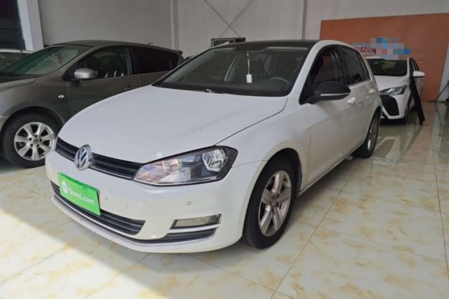 Used Volkswagen Golf 2017 1.6L Automatic Comfort Million-Vehicle Anniversary Edition