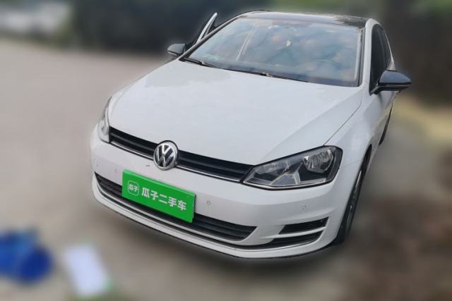 Used Volkswagen Golf 2017 1.6L Automatic Comfort Million-Vehicle Anniversary Edition