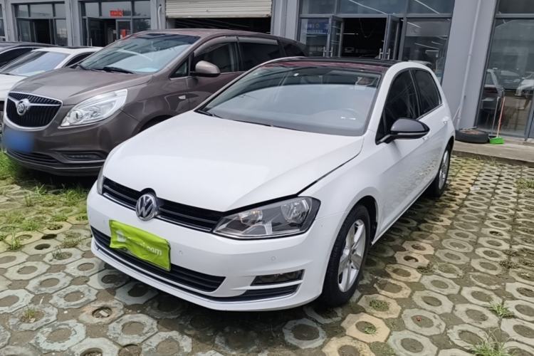 Used Volkswagen Golf 2017 230TSI Automatic Comfort Edition – Celebrating Milestone of One Million Units Guazi used car, China used car export, Used car for sale, Used cars, Cheapest cars for sale