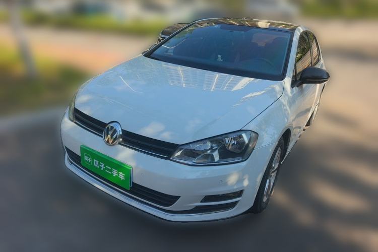Used Volkswagen Golf 2017 230TSI Automatic Comfort Edition – Celebrating Milestone of One Million Units Guazi used car, China used car export, Used car for sale, Used cars, Cheapest cars for sale