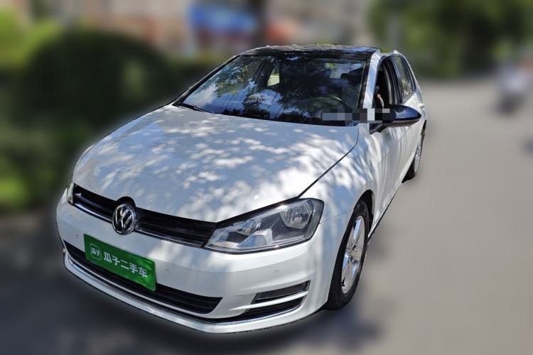 Used Volkswagen Golf 2017 230TSI Manual Comfort Edition – Celebrating Milestone of One Million Units Guazi used car, China used car export, Used car for sale, Used  cars, Cheapest cars for sale