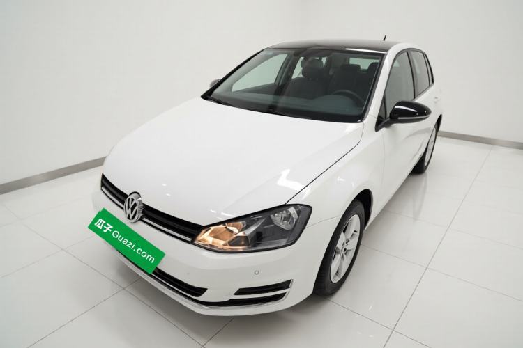 Volkswagen Golf 2017 1.6L Automatic Comfort Million-Vehicle Anniversary Edition usata Guazi used car, China used car export, Used car for sale, Used cars, Cheapest cars for sale