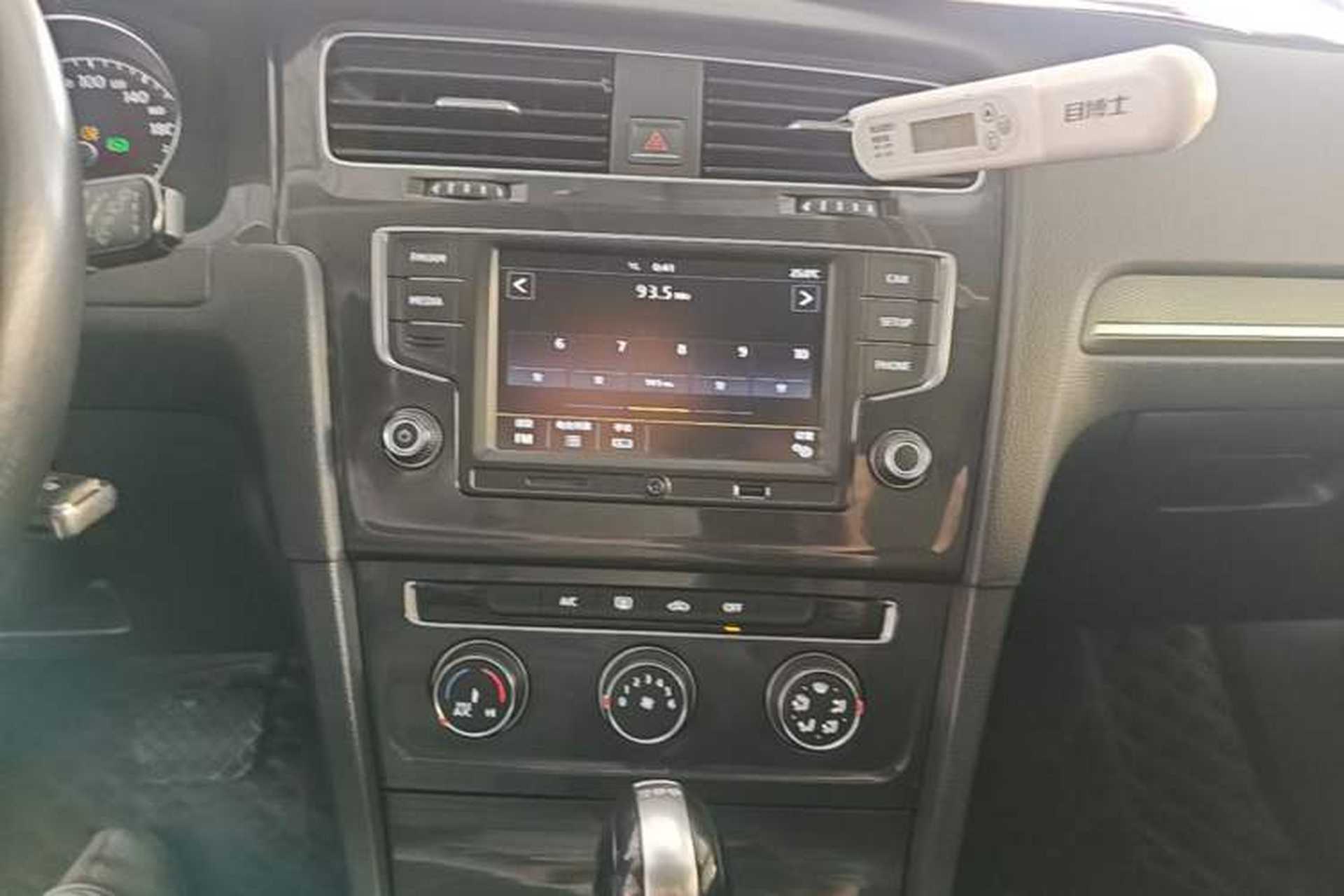 Used Volkswagen Golf 2017 230TSI Automatic Comfort Edition – Celebrating Milestone of One Million Units Audio And AC Panel