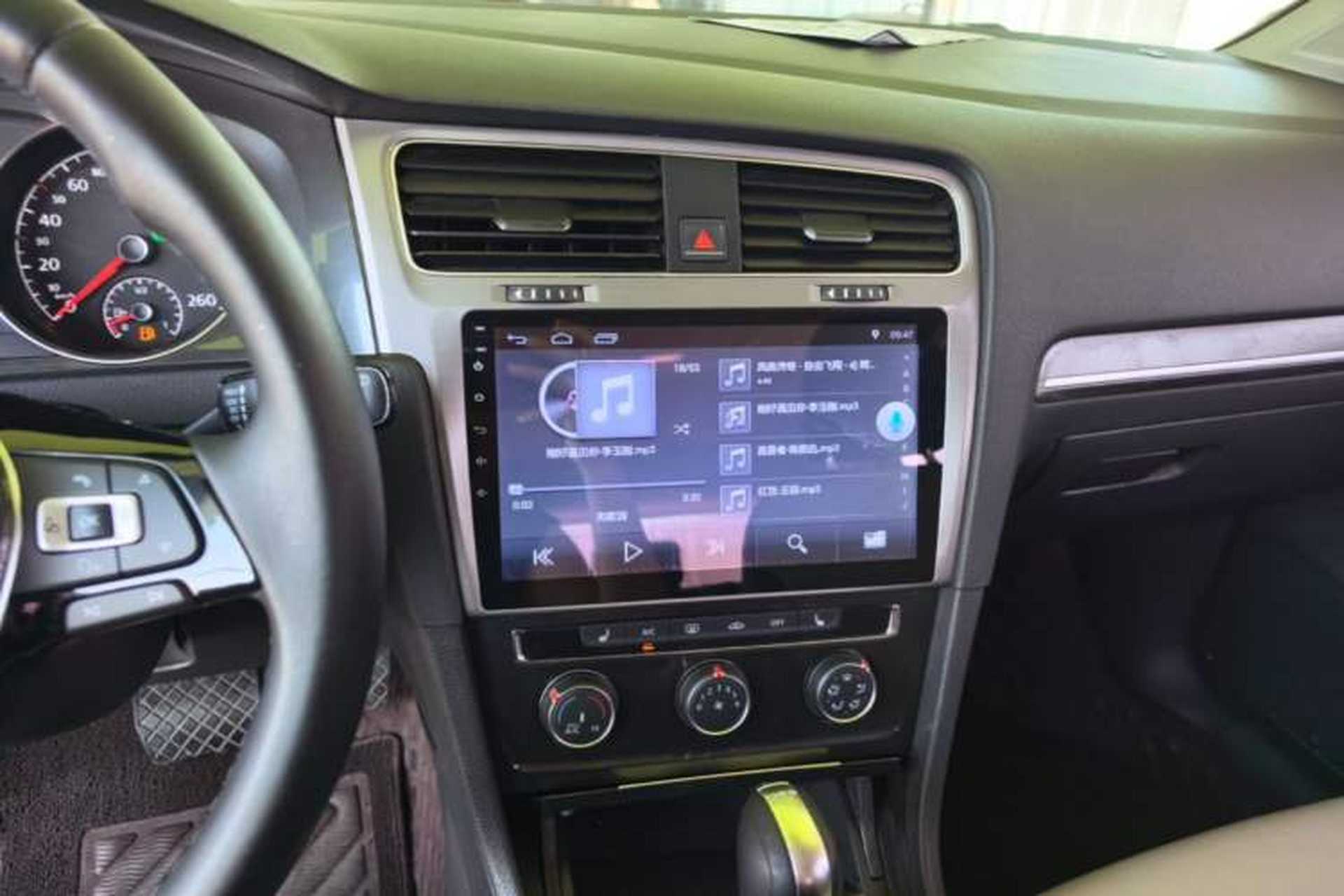 Used Volkswagen Golf 2017 230TSI Automatic Luxury Million-Vehicle Commemorative Edition Audio And AC Panel