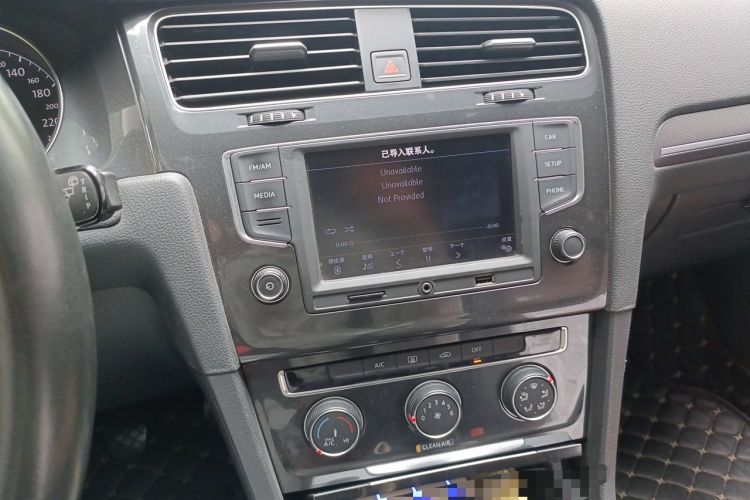 Used Volkswagen Golf 2017 230TSI Manual Comfort Edition – Celebrating Milestone of One Million Units Audio And AC Panel