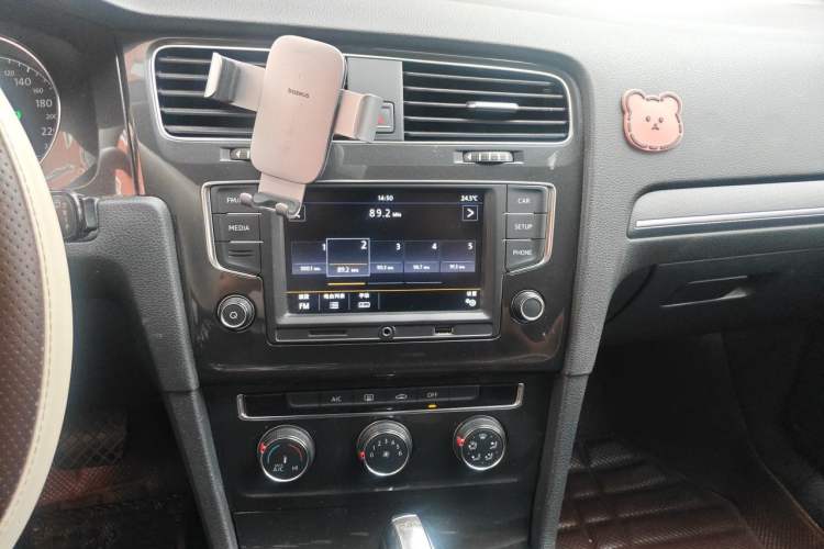 Used Volkswagen Golf 2017 230TSI Automatic Comfort Edition – Celebrating Milestone of One Million Units Audio And AC Panel