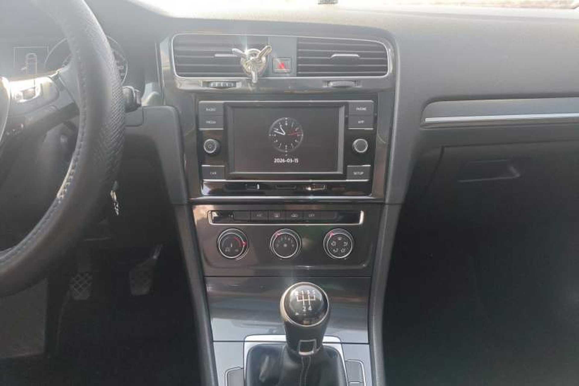 Used Volkswagen Golf 2017 230TSI Manual Comfort Edition – Celebrating Milestone of One Million Units Audio And AC Panel