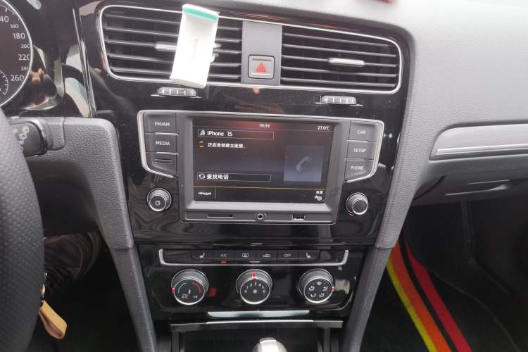 Used Volkswagen Golf 2017 280TSI Automatic R-Line Million-Vehicle Commemorative Edition Audio And AC Panel