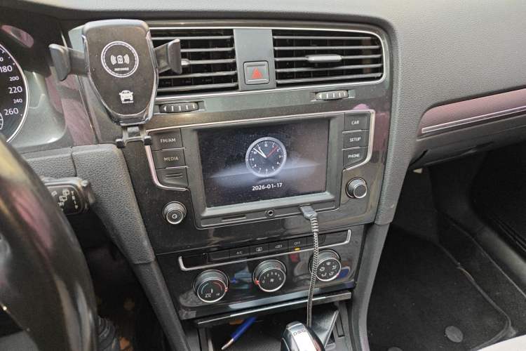 Used Volkswagen Golf 2017 230TSI Automatic Comfort Edition – Celebrating Milestone of One Million Units Audio And AC Panel