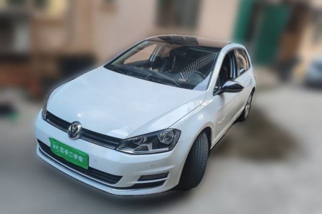 Used Volkswagen Golf 2017 1.6L Automatic Comfort Million-Vehicle Anniversary Edition