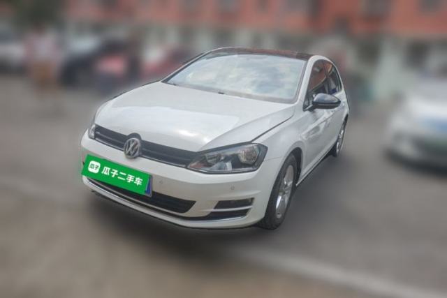 Used Volkswagen Golf 2017 1.6L Automatic Comfort Million-Vehicle Anniversary Edition
