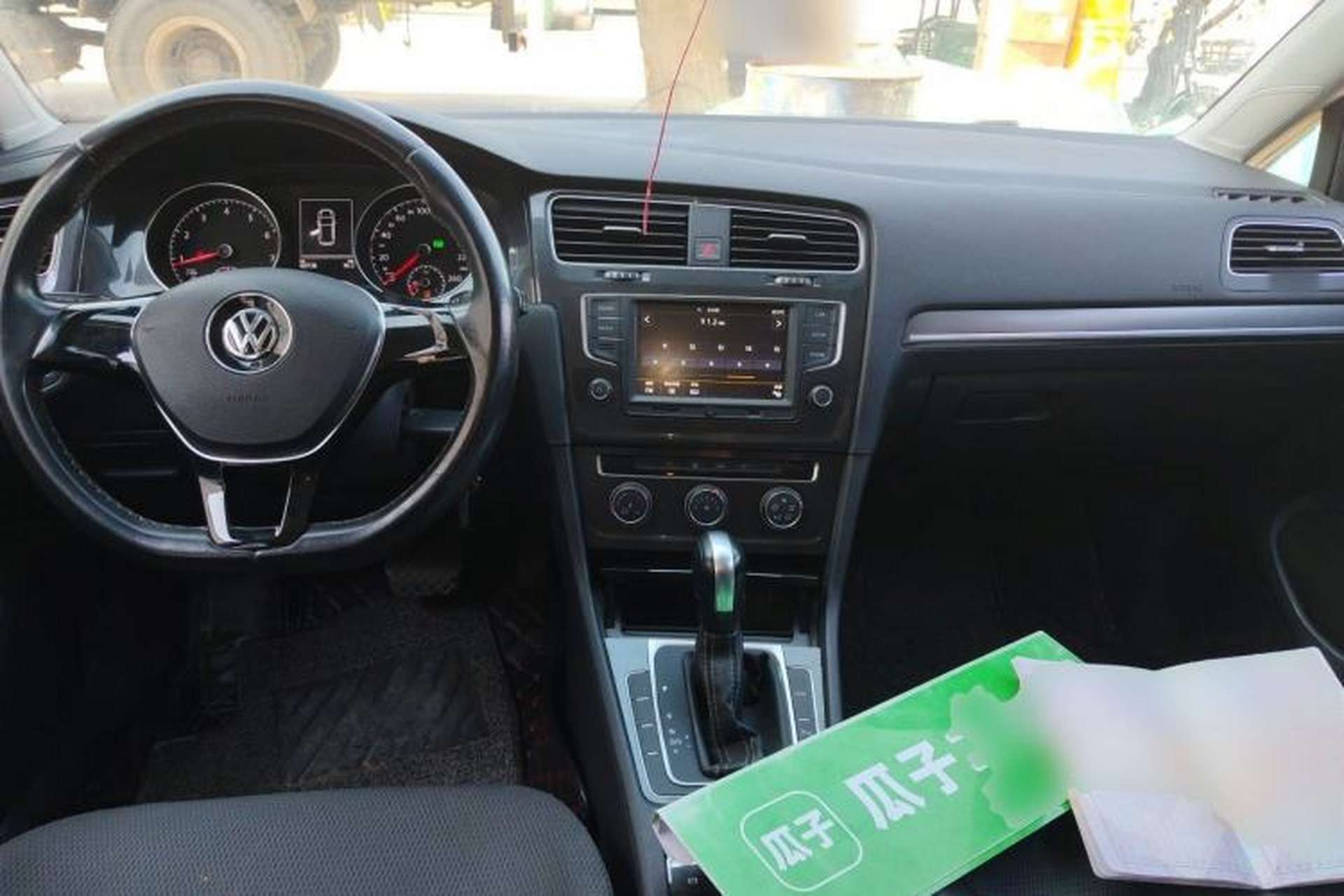 Used Volkswagen Golf 2017 1.6L Automatic Comfort Million-Vehicle Anniversary Edition Center Console