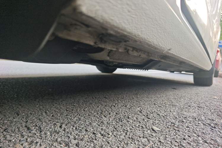 Used Volkswagen Golf 2017 1.6L Automatic Comfort Million-Vehicle Anniversary Edition Chassis Rear Right