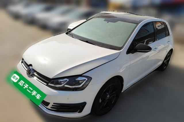 Used Volkswagen Golf 2017 1.6L Automatic Comfort Million-Vehicle Anniversary Edition