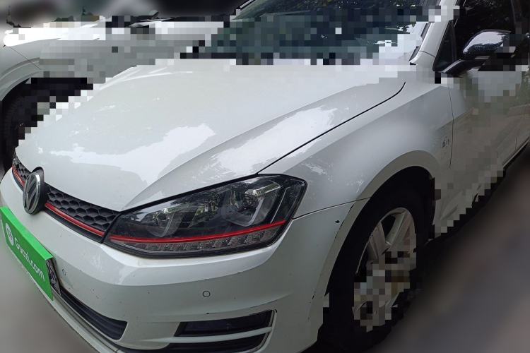 Used Volkswagen Golf 2017 230TSI Manual Comfort Edition – Celebrating Milestone of One Million Units Guazi used car, China used car export, Used car for sale, Used  cars, Cheapest cars for sale