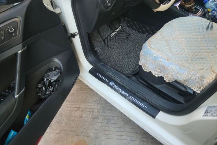 Used Volkswagen Golf 2017 230TSI Automatic Comfort Edition – Celebrating Milestone of One Million Units Driver Seat