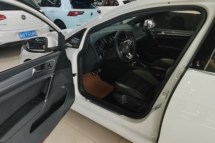 Used Volkswagen Golf 2017 280TSI Automatic R-Line Million-Vehicle Commemorative Edition Driver Seat