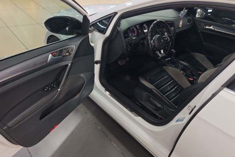 Used Volkswagen Golf 2017 280TSI Automatic R-Line Million-Vehicle Commemorative Edition Driver Seat
