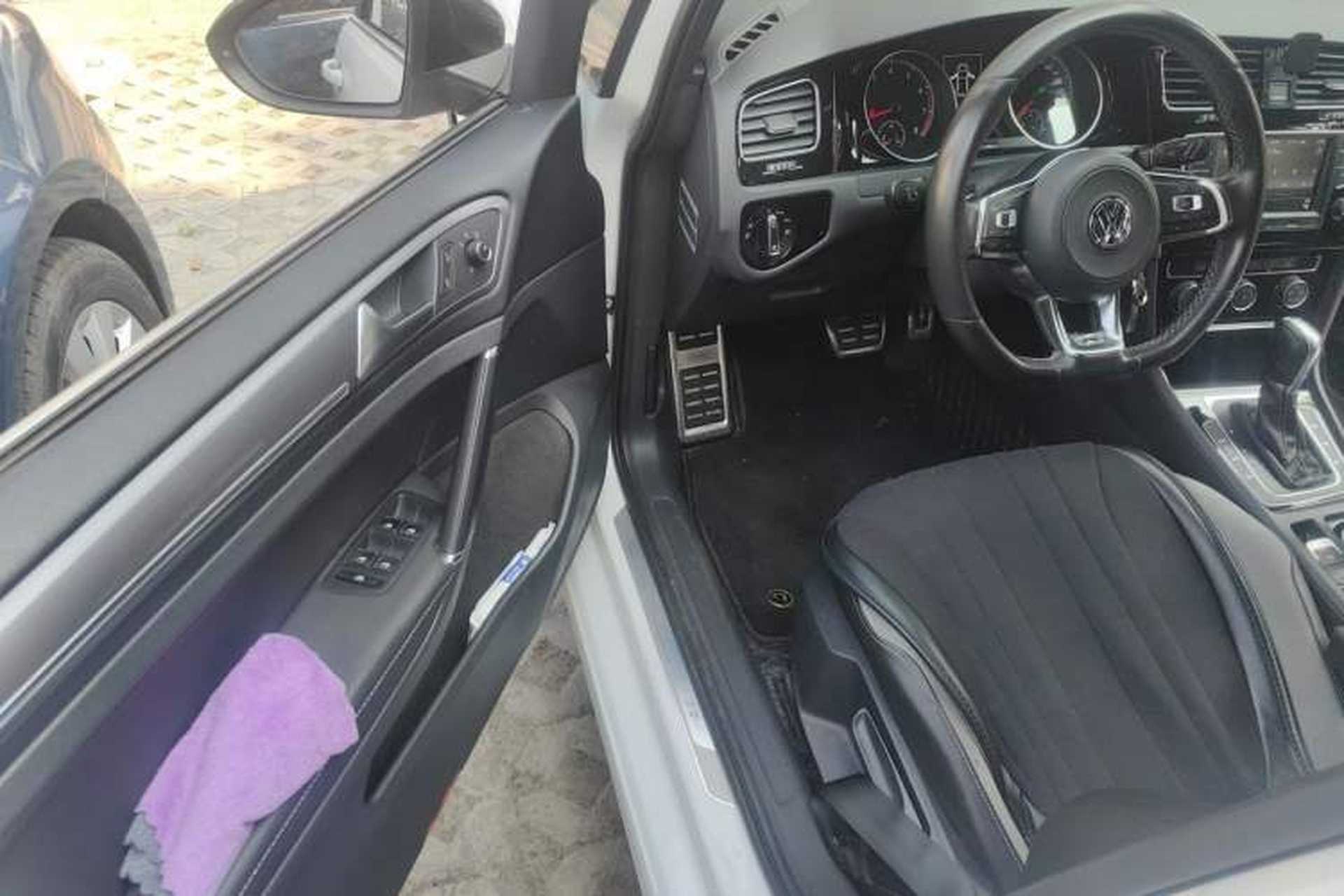 Used Volkswagen Golf 2017 280TSI Automatic R-Line Million-Vehicle Commemorative Edition Driver Seat