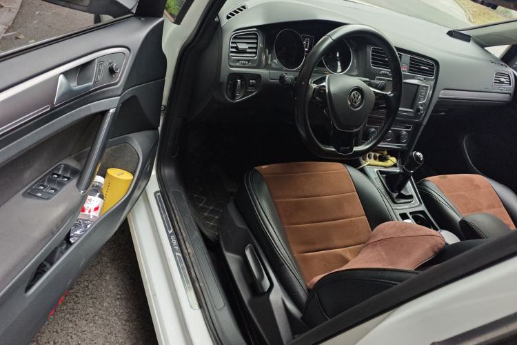 Used Volkswagen Golf 2017 230TSI Manual Comfort Edition – Celebrating Milestone of One Million Units Driver Seat