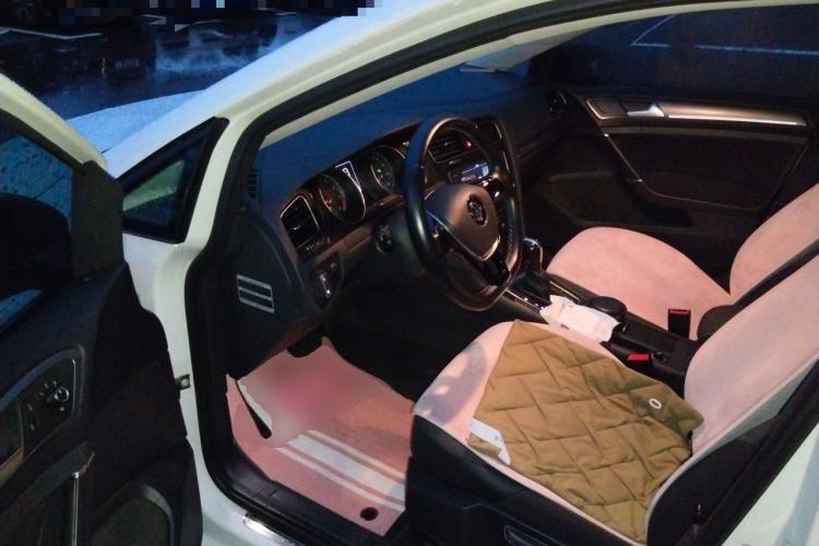 Used Volkswagen Golf 2017 230TSI Automatic Comfort Edition – Celebrating Milestone of One Million Units Driver Seat