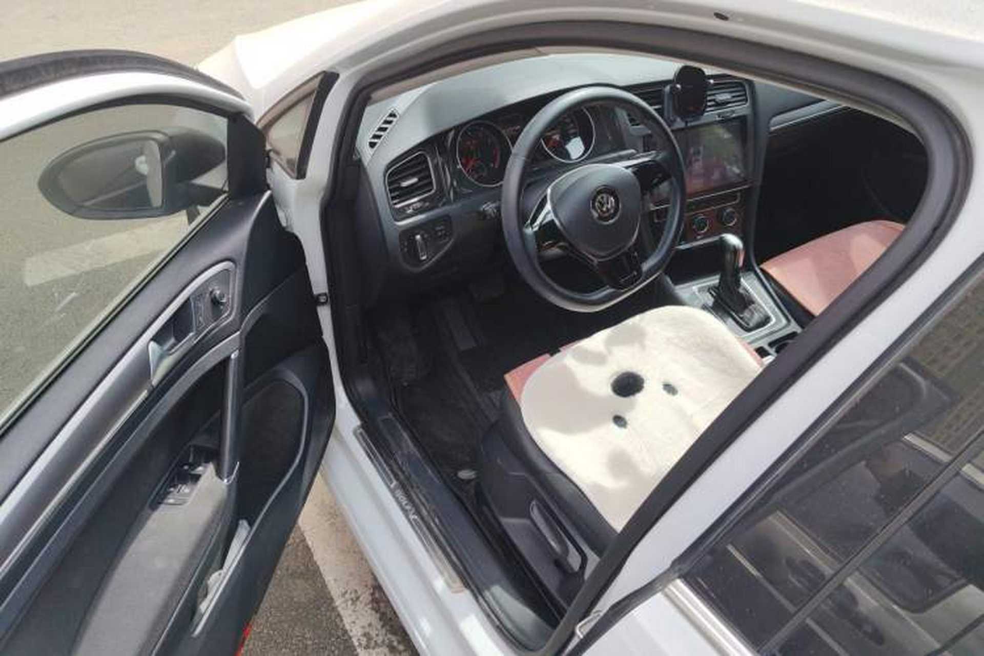 Used Volkswagen Golf 2017 230TSI Automatic Comfort Edition – Celebrating Milestone of One Million Units Driver Seat