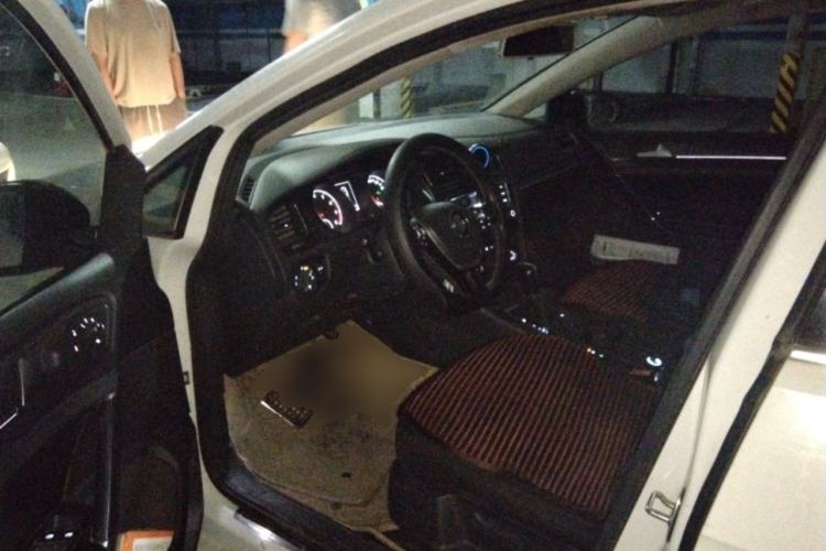 Used Volkswagen Golf 2017 230TSI Automatic Comfort Edition – Celebrating Milestone of One Million Units Driver Seat