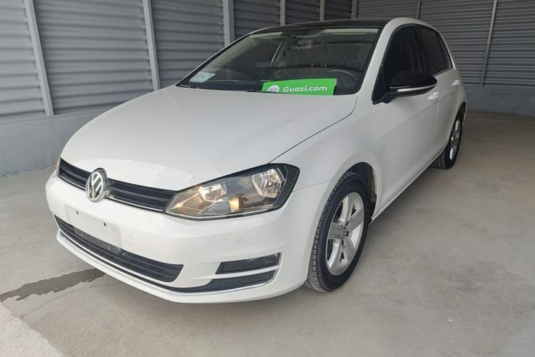 Used Volkswagen Golf 2017 1.6L Automatic Comfort Million-Vehicle Anniversary Edition Guazi used car, China used car export, Used car for sale, Used  cars, Cheapest cars for sale