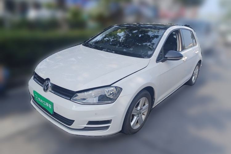 Used Volkswagen Golf 2017 1.6L Automatic Comfort Million-Vehicle Anniversary Edition Guazi used car, China used car export, Used car for sale, Used  cars, Cheapest cars for sale