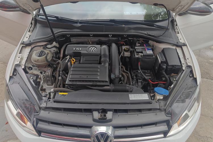 Used Volkswagen Golf 2017 230TSI Automatic Comfort Edition – Celebrating Milestone of One Million Units Engine Bay