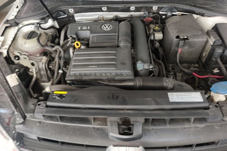 Used Volkswagen Golf 2017 230TSI Automatic Luxury Million-Vehicle Commemorative Edition Engine Bay