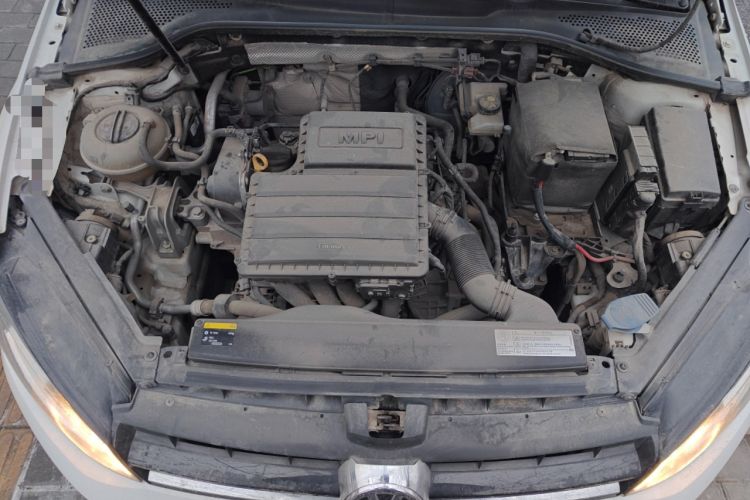 Used Volkswagen Golf 2017 1.6L Automatic Comfort Million-Vehicle Anniversary Edition Engine Bay