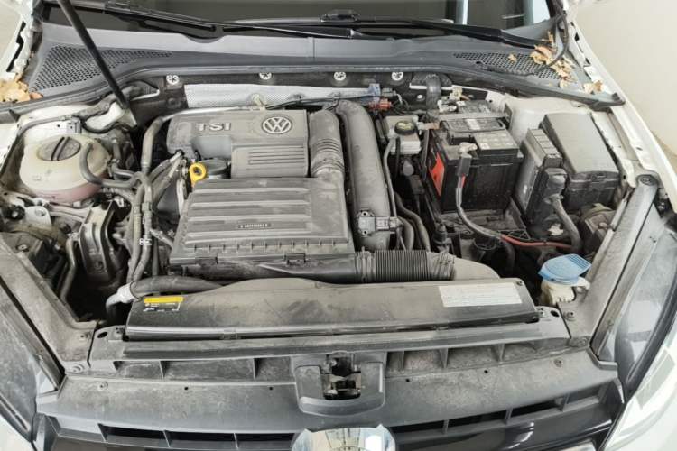 Used Volkswagen Golf 2017 230TSI Automatic Comfort Edition – Celebrating Milestone of One Million Units Engine Bay