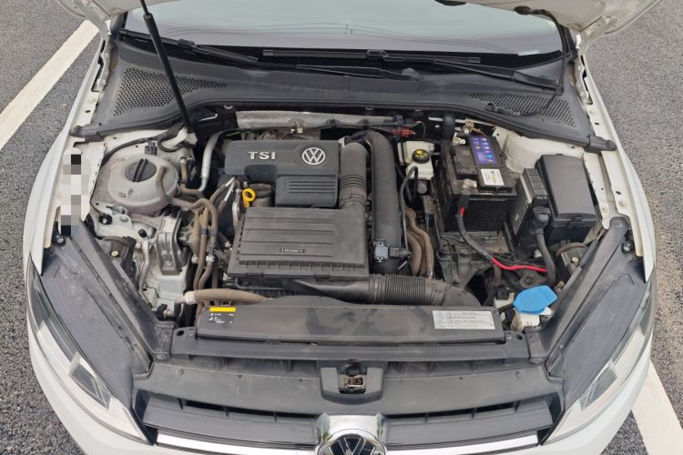 Used Volkswagen Golf 2017 230TSI Automatic Comfort Edition – Celebrating Milestone of One Million Units Engine Bay