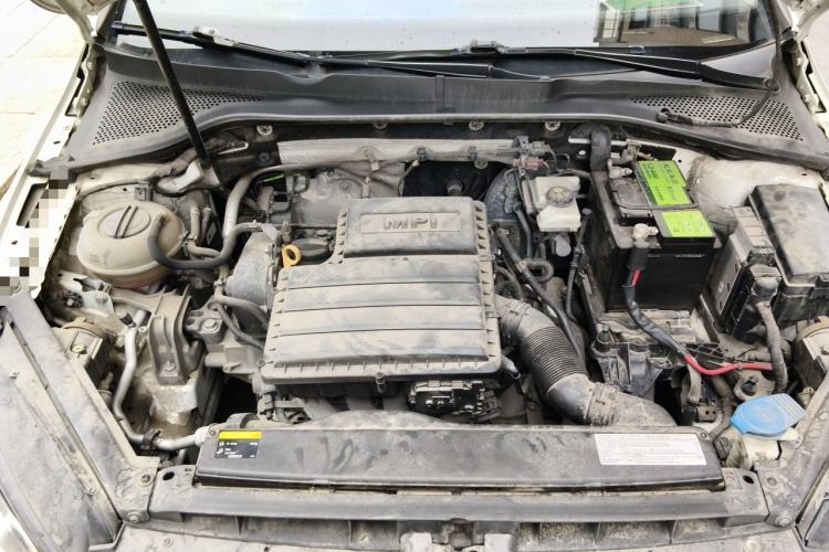 Used Volkswagen Golf 2017 1.6L Automatic Comfort Million-Vehicle Anniversary Edition Engine Bay