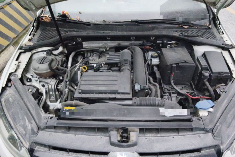 Used Volkswagen Golf 2017 230TSI Automatic Comfort Edition – Celebrating Milestone of One Million Units Engine Bay