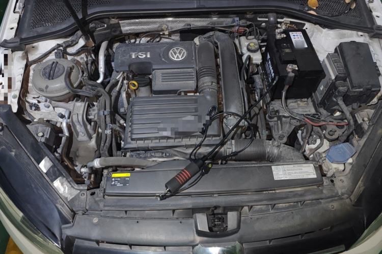 Used Volkswagen Golf 2017 230TSI Automatic Comfort Edition – Celebrating Milestone of One Million Units Engine Bay