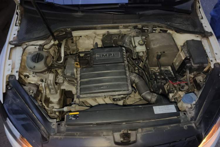 Used Volkswagen Golf 2017 1.6L Automatic Comfort Million-Vehicle Anniversary Edition Engine Bay