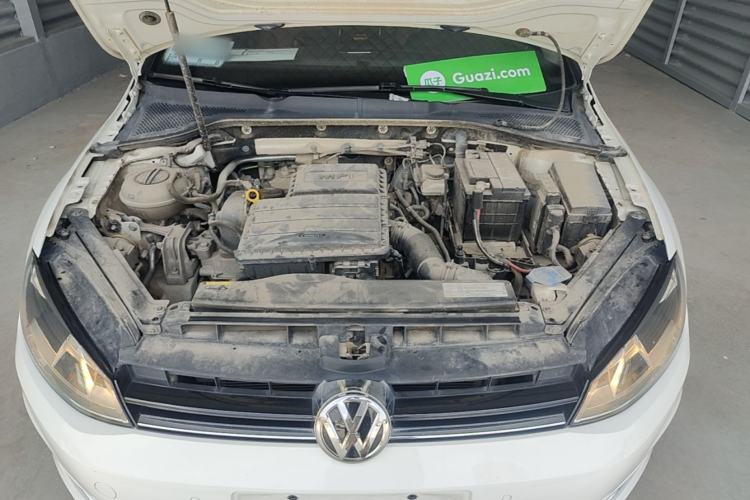 Used Volkswagen Golf 2017 1.6L Automatic Comfort Million-Vehicle Anniversary Edition Engine Bay