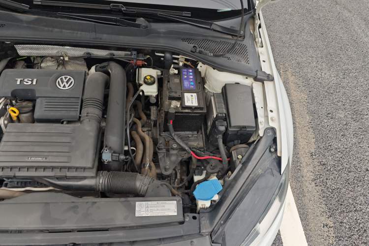 Used Volkswagen Golf 2017 230TSI Automatic Comfort Edition – Celebrating Milestone of One Million Units Engine Bay Left