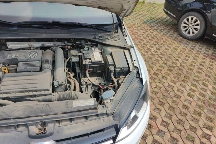 Used Volkswagen Golf 2017 230TSI Automatic Comfort Edition – Celebrating Milestone of One Million Units Engine Bay Left