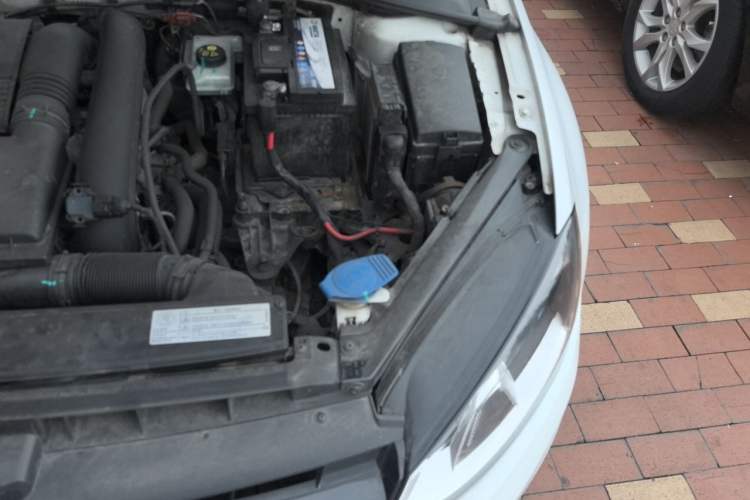 Used Volkswagen Golf 2017 230TSI Automatic Comfort Edition – Celebrating Milestone of One Million Units Engine Bay Left