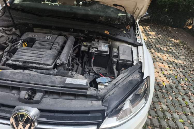 Used Volkswagen Golf 2017 230TSI Automatic Comfort Edition – Celebrating Milestone of One Million Units Engine Bay Left