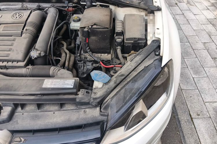 Used Volkswagen Golf 2017 230TSI Automatic Luxury Million-Vehicle Commemorative Edition Engine Bay Left